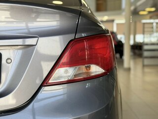 2016 Hyundai Solaris I Рестайлинг, серый, 1000000 рублей, вид 5
