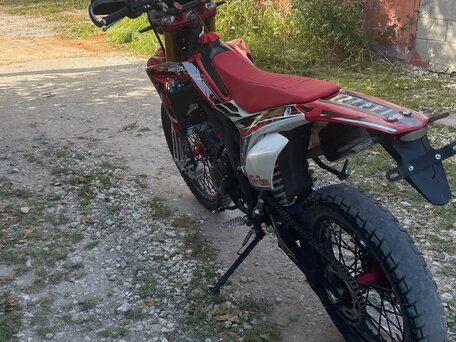 2023 Regulmoto CR-Z 300, красный, 160000 рублей, вид 4