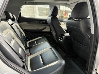 2023 Chery Tiggo 4 Pro I Рестайлинг, серый, 1649800 рублей, вид 4