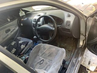 1998 Mitsubishi Carisma I, серый, 80000 рублей, вид 2