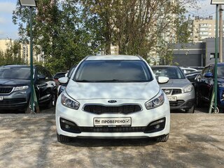 2017 Kia Ceed II Рестайлинг, белый, 1119000 рублей, вид 2