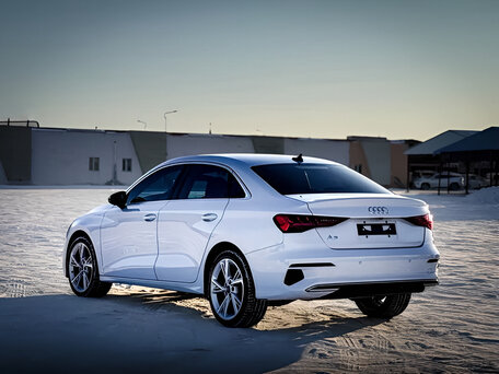 2022 Audi A3 35 TFSI Long IV (8Y), белый, 1990000 рублей, вид 3