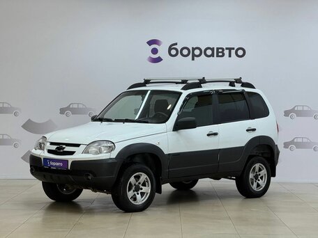 2019 Chevrolet Niva I Рестайлинг, белый, 800000 рублей, вид 1