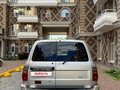 1998 Toyota Land Cruiser 105 100 Series, серебристый - вид 5