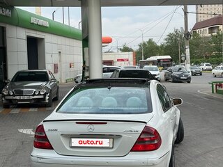 2004 Mercedes-Benz E-Класс 240 III (W211, S211), белый, 1100000 рублей, вид 5