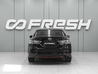 2020 Toyota Camry VIII (XV70), чёрный, 3179000 рублей, вид 4