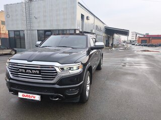 2022 Ram 1500 Quad Cab IV (DS/DJ), чёрный, 8050000 рублей, вид 4
