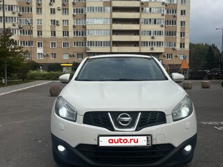 2013 Nissan Qashqai I Рестайлинг, белый, 1100000 рублей, вид 3