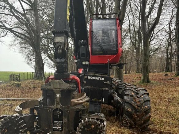 2023 Komatsu 931, красный, 53790000 рублей - вид 19