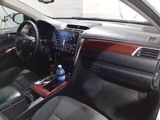 2013 Toyota Camry VII (XV50), белый, 1300000 рублей, вид 5