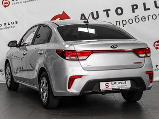 2019 Kia Rio IV, серебристый, 1539000 рублей, вид 2
