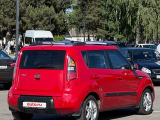 2011 Kia Soul I, красный, 870000 рублей, вид 5