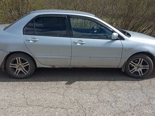 2006 Mitsubishi Lancer IX Рестайлинг, серебристый, 300000 рублей, вид 2