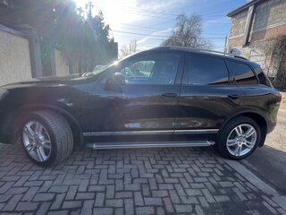 2011 Volkswagen Touareg II, чёрный, 1700000 рублей, вид 4