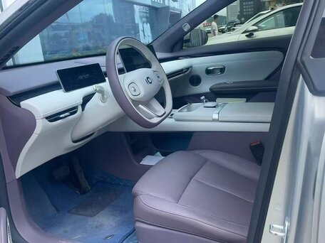 2025 Changan Qiyuan A06 28.39 kWh, голубой, 2338386 рублей, вид 3