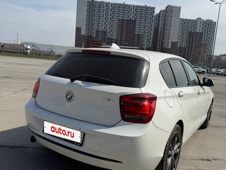 2013 BMW 1 серии 116i II (F20/F21), белый, 1500000 рублей, вид 4