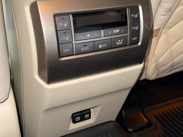 2021 Lexus GX 460 II Рестайлинг 2, коричневый, 4600000 рублей - вид 14
