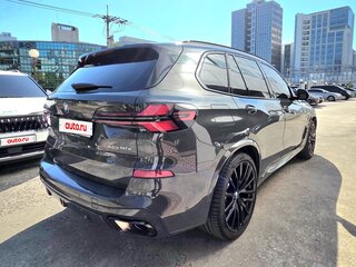 2024 BMW X5 50e IV (G05/G18) Рестайлинг, серый, 12100000 рублей, вид 5