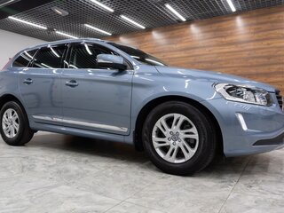 2017 Volvo XC60 I Рестайлинг, голубой, 3500000 рублей, вид 4