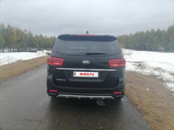 2018 Kia Carnival III, чёрный, 2750000 рублей - вид 2