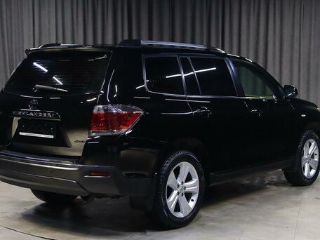 2013 Toyota Highlander II (XU40) Рестайлинг, чёрный, 1849000 рублей, вид 2