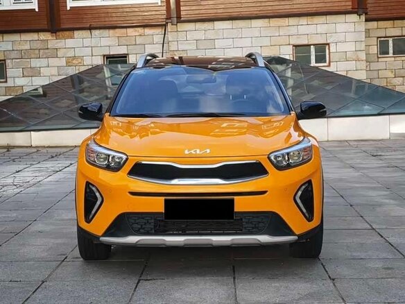 2023 Kia KX1, оранжевый, 1349000 рублей - вид 2
