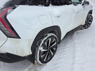 2023 Geely Atlas II, белый, 3000000 рублей, вид 4
