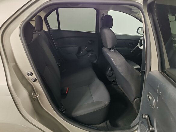 2015 Renault Logan II, бежевый - вид 17