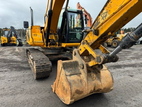 2013 JCB JS205, жёлтый, 3690000 рублей - вид 17