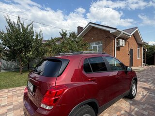 2021 Chevrolet Trax I Рестайлинг, красный, 1600000 рублей, вид 3