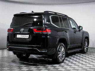 2021 Toyota Land Cruiser 300 Series, чёрный, 9106450 рублей, вид 5