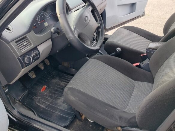 2010 Lada (ВАЗ) Priora I, чёрный, 385000 рублей - вид 12