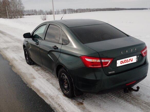 2017 Lada (ВАЗ) Vesta I, зелёный, 680000 рублей - вид 4