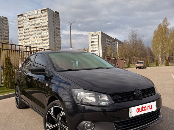 2012 Volkswagen Polo V, чёрный, 750000 рублей - вид 10