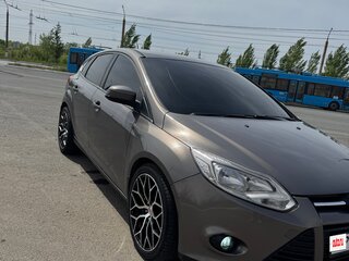 2013 Ford Focus III, серый, 970000 рублей, вид 3