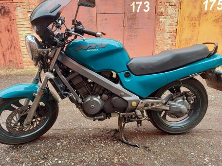 1993 Honda NTV 650, зелёный, 260000 рублей, вид 4