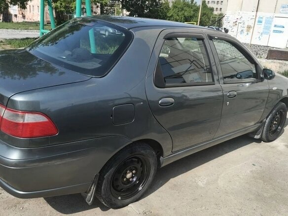 2011 Fiat Albea I Рестайлинг, серый, 300000 рублей - вид 2