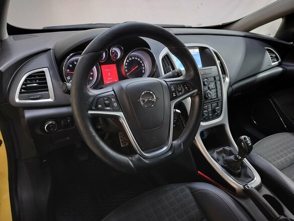 2012 Opel Astra GTC J Рестайлинг, жёлтый - вид 7