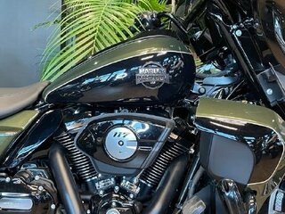2026 Harley-Davidson Tri Glide, чёрный, 7150000 рублей, вид 4