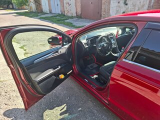 2016 Ford Fusion (North America) II Рестайлинг, красный, 1220000 рублей, вид 5