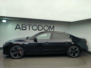 2026 Audi A7 L 45 TFSI II (4K), чёрный, 7050000 рублей, вид 2