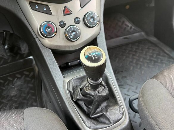 2012 Chevrolet Aveo II, чёрный - вид 15