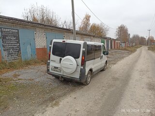 2002 Renault Trafic II, белый, 650000 рублей, вид 5