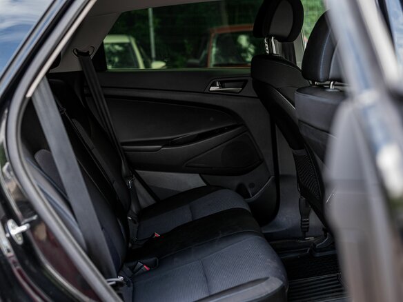 2018 Hyundai Tucson III, чёрный, 1850000 рублей - вид 10