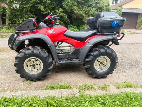 2008 Honda TRX 680 (Rincon), красный, 900000 рублей, вид 2