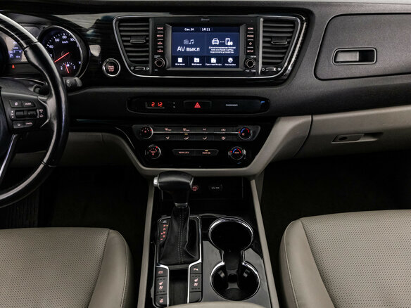 2019 Kia Carnival III, белый - вид 12