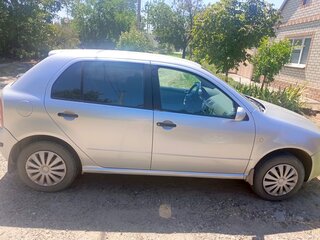 2001 Skoda Fabia I, серебристый, 210000 рублей, вид 2