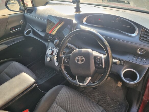 2020 Toyota Sienta II Рестайлинг, пурпурный, 1900000 рублей - вид 1