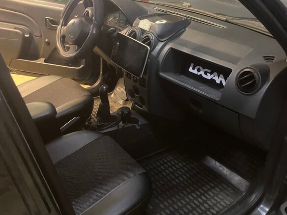 2009 Renault Logan I, серый, 550000 рублей - вид 5
