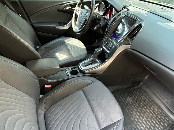 2013 Opel Astra J Рестайлинг, серый, 890000 рублей - вид 13